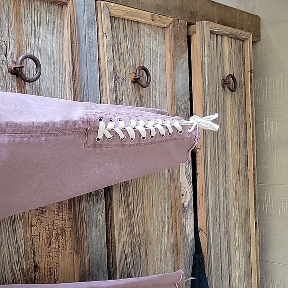 V Christina Rose colored pants size 4, lace up back of legs, raw hem - Picture 3 of 8